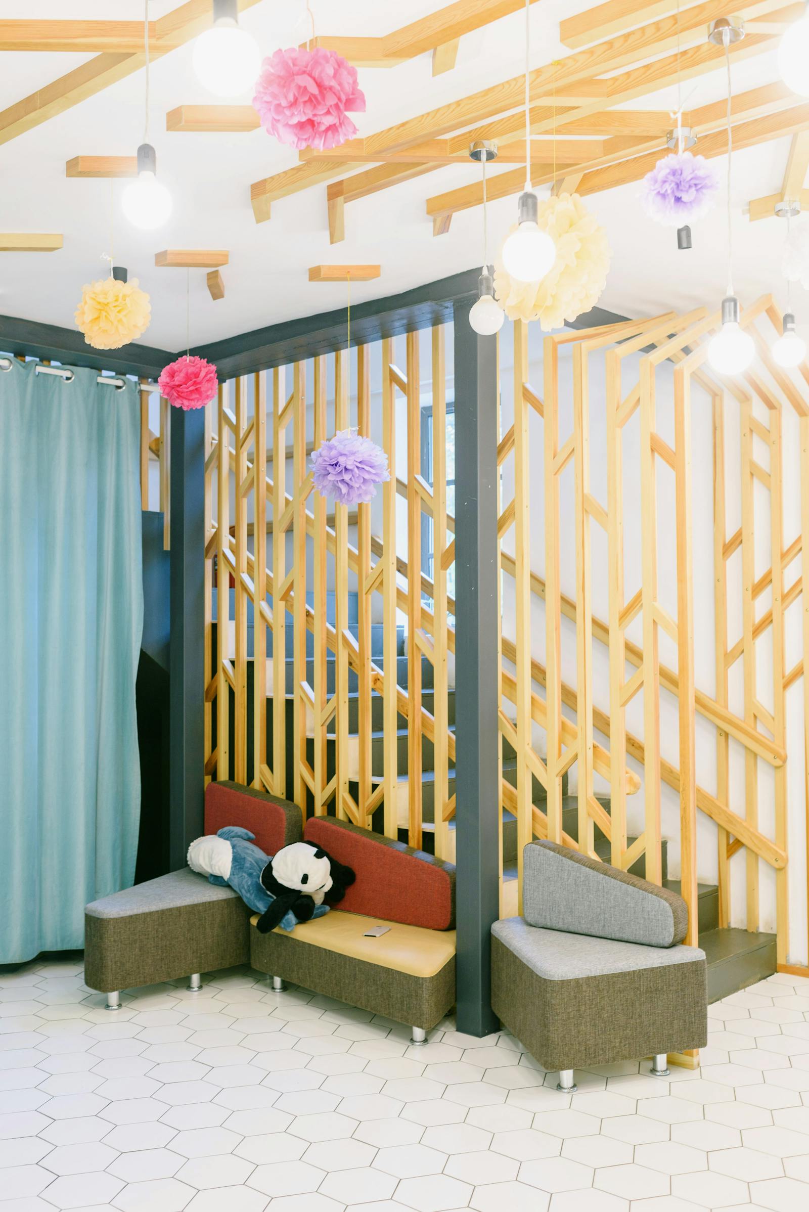 Ambiente infantil acogedor en la consulta dental